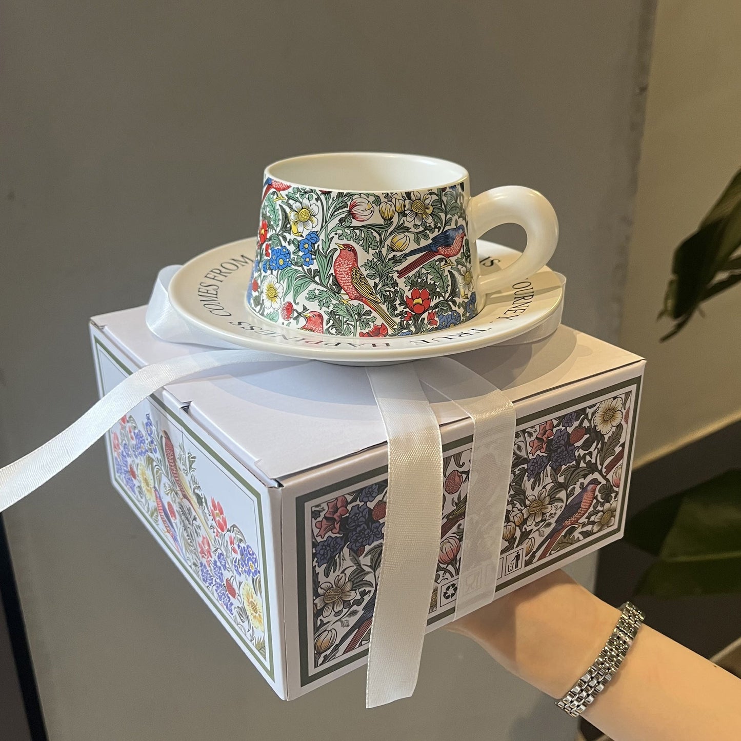 莫里斯風格復古花鳥陶瓷咖啡杯 Vintage Floral and Bird Ceramic Coffee Mug in Morris Style Aquafilo