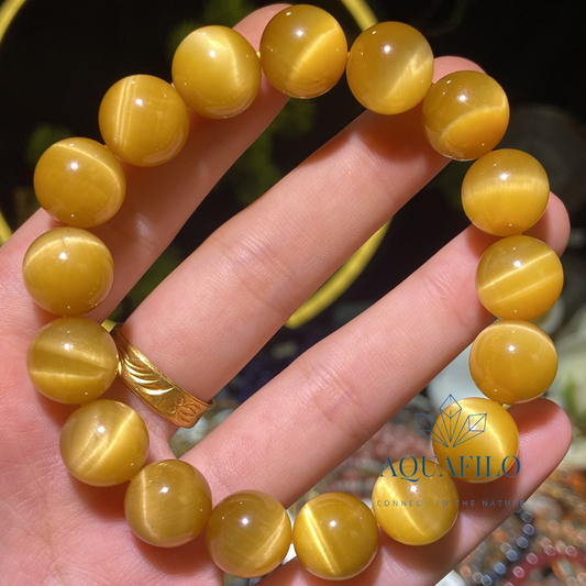 Natural Golden Tiger Eye Bracelet with Cat's Eye Effect